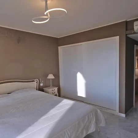 Grand Azur Etoile Marine Apartment